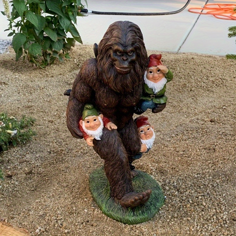 

A Rustic Resin Garden Statue, Gorilla And Dwarf Statues, Decorative Art, Farmhouse Style , Suitable For Courtyards, Decks, Lawns, And Outdoor