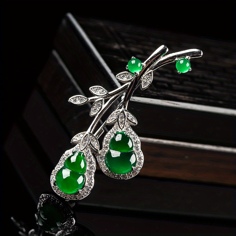 Image of 925 Silver Material Inlaid With Natural Stone Chinese Style Women' And Cute Ice Seed Water Moisturizing Inlaid With Chalcedony Agate Gourd Brooch Scarf Pendant Dual-use Delivery Jewelry Box