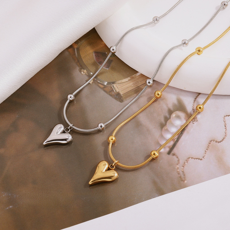 

Women's All- - Steel Necklace European And Round Snake Personalized