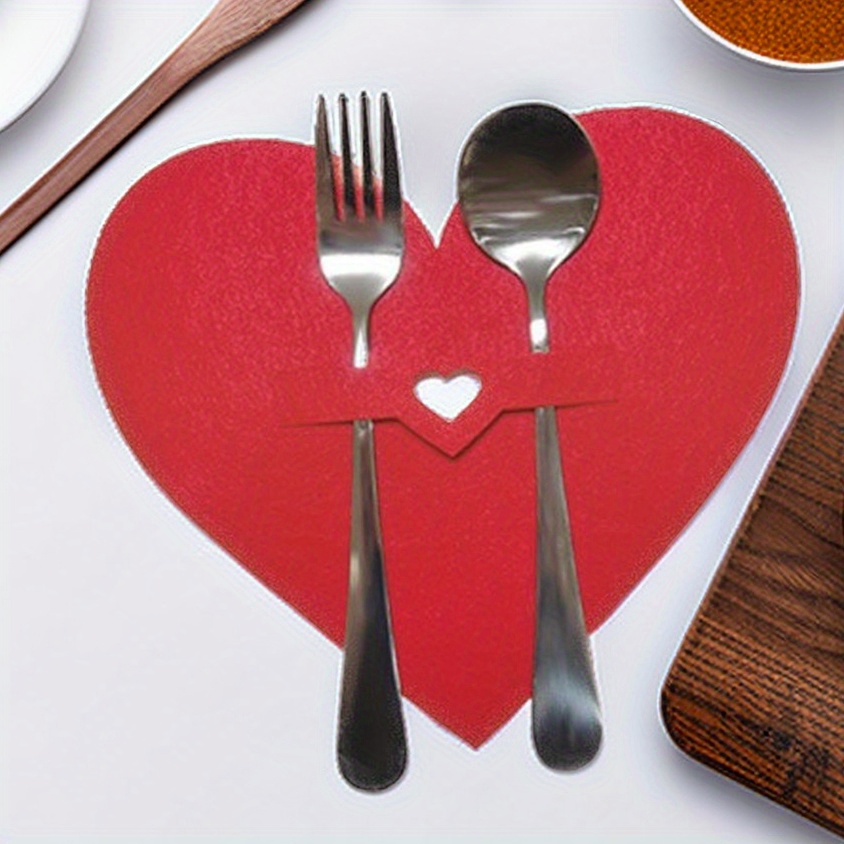 

12pcs Valentine's Day And Chinese Valentine's Day Commemorative Knife And Fork Set Tableware Bag Love Fork And Spoon Tableware Bag Decorative Table Mat Table Runner Maggey