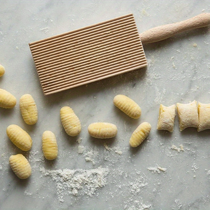 wooden manual pasta roller with   for homemade noodles details 0