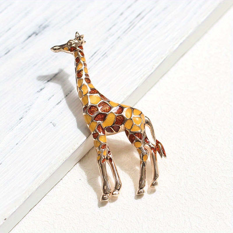 Chic Large Giraffe Enamel Brooch - Colorful Animal Pin For Sweaters & Coats, Cute Accessory