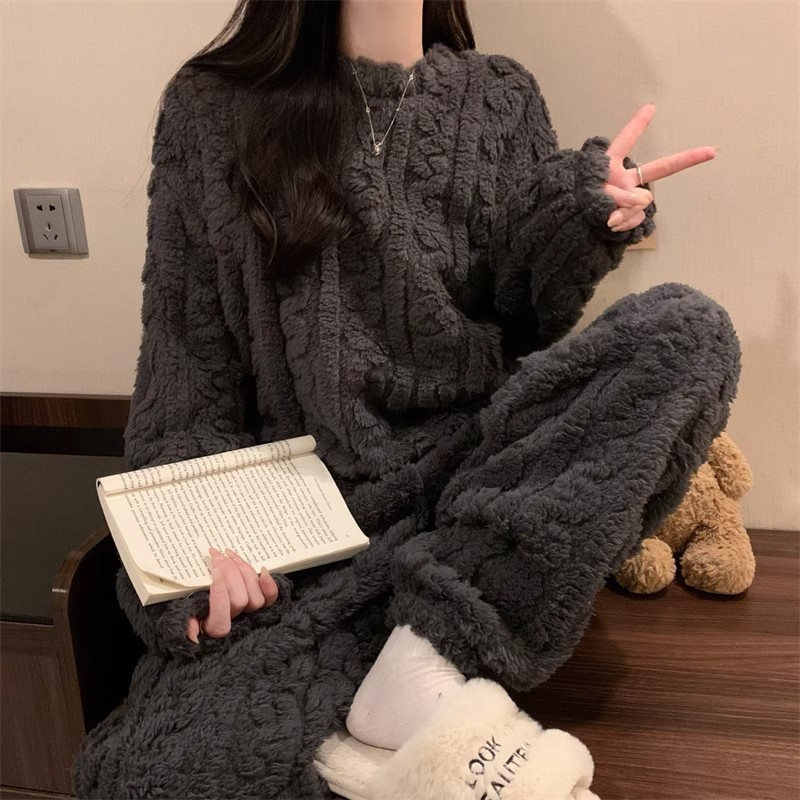 

Fashion Coral Velvet Jacquard Suit Pajamas Fall And Winter Padded Thickened Girls Suit Tops Plus Pants