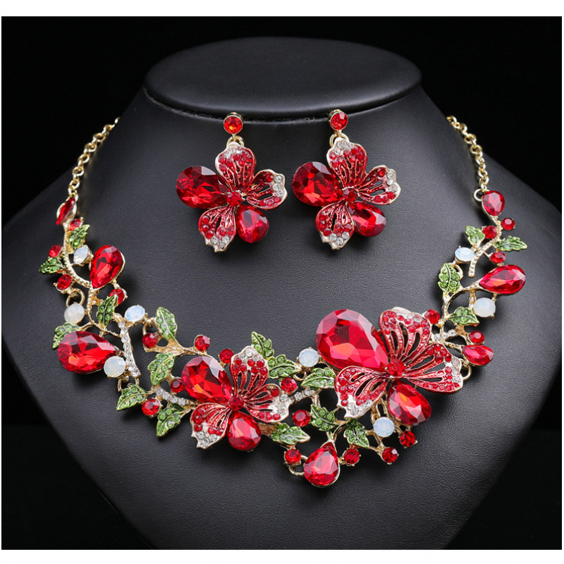 

3pc Lady Exaggerates Luxury Necklace Earrings Kit Flower Bridal Dress Accessories