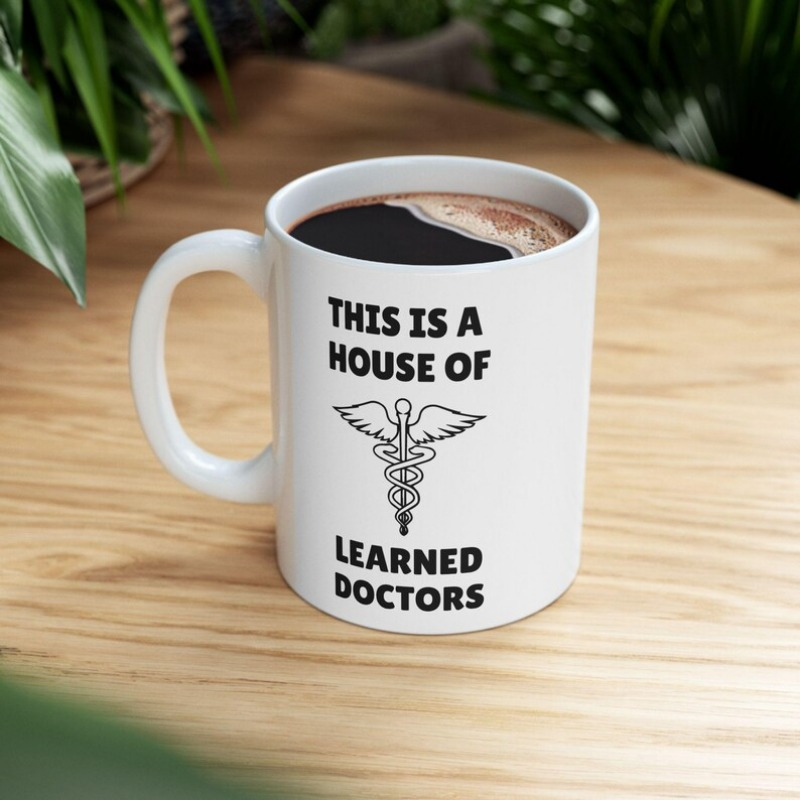 

1pcs 11oz This Is A House Of Doctors Fans Gift Mug, Classic Comedy Movie