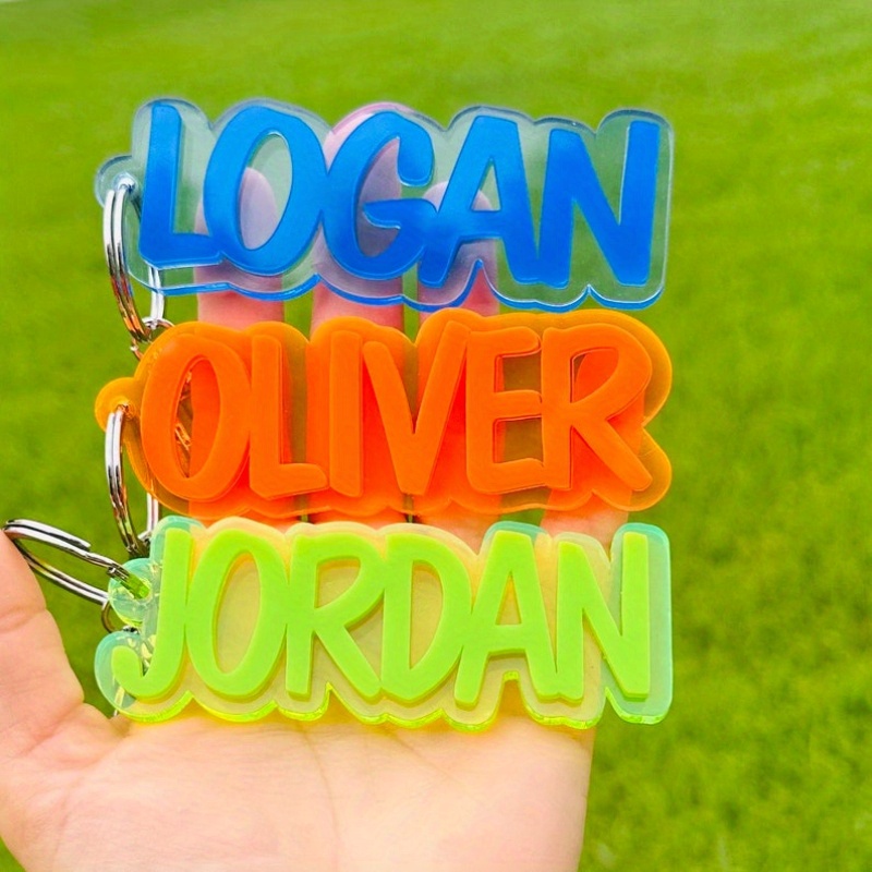 

Custom Acrylic Keychain - Personalized Name Tag For Bags, Lunch Boxes & Backpacks - Stylish Letter Design - Perfect Gift For Women