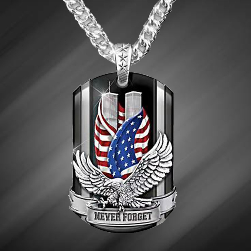 

Elegant Men’s Patriotic Eagle American Flag Necklace