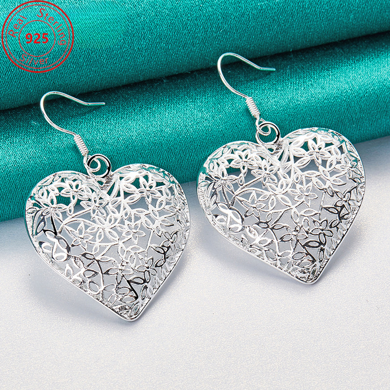 

A Pair Of S925 Sterling Silver Hollowed Out Heart Pattern Earrings - Low Allergy - Elegant Style Jewelry - Ladies