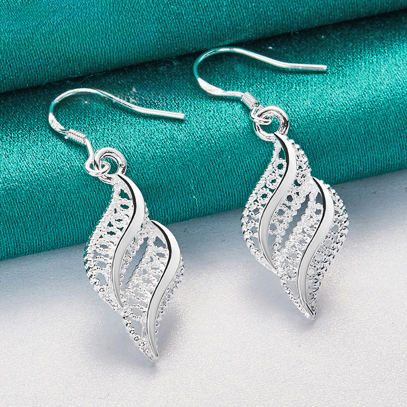 

Elegant Style Jewelry For Ladies - 1 S925 Sterling Silver - Flower Leaf - Earrings - Low Allergy -