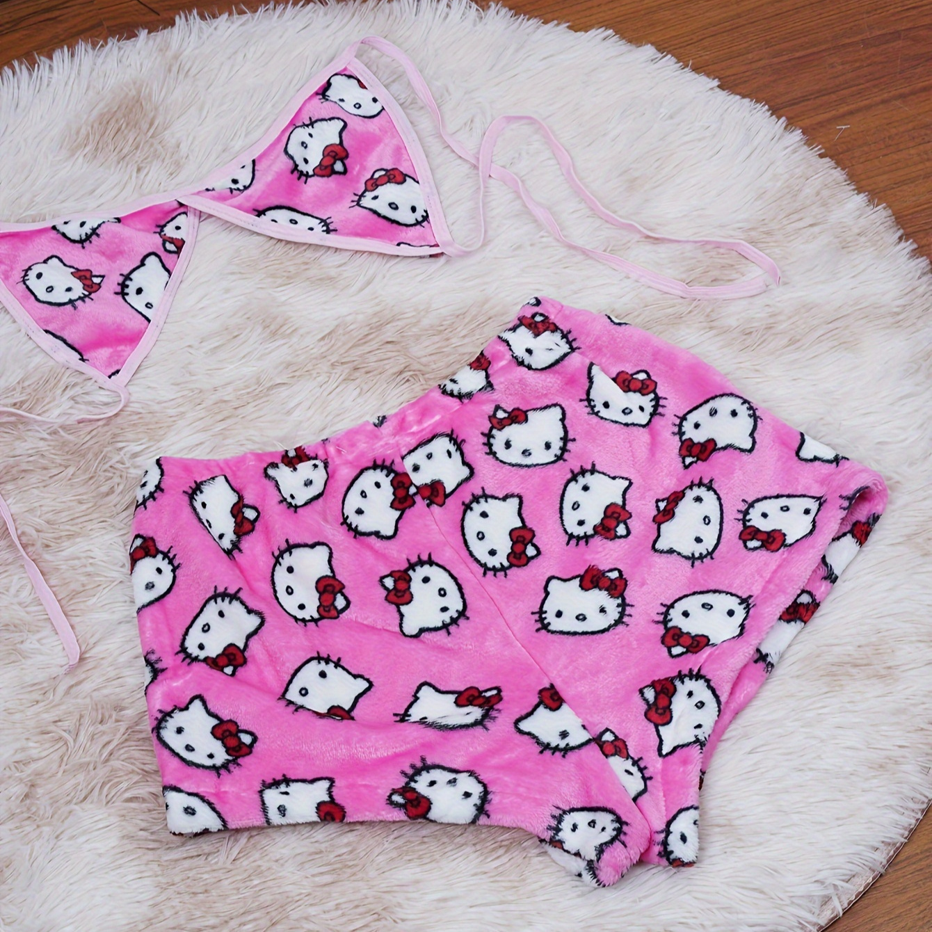 

Authorized Sanrio Hello Kitty Loose Ladies Pajama Two-piece Women Cartoon Sleep Bottoms Lounge Summer Beachwear Women Suit