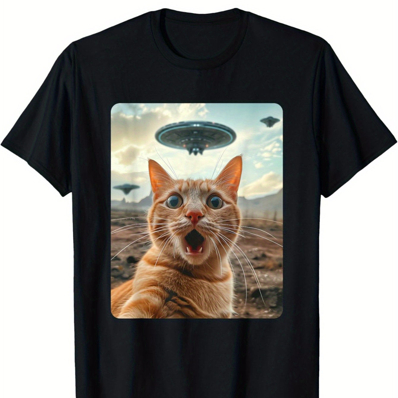 

: Cat And Ufo T-shirt Selfie,