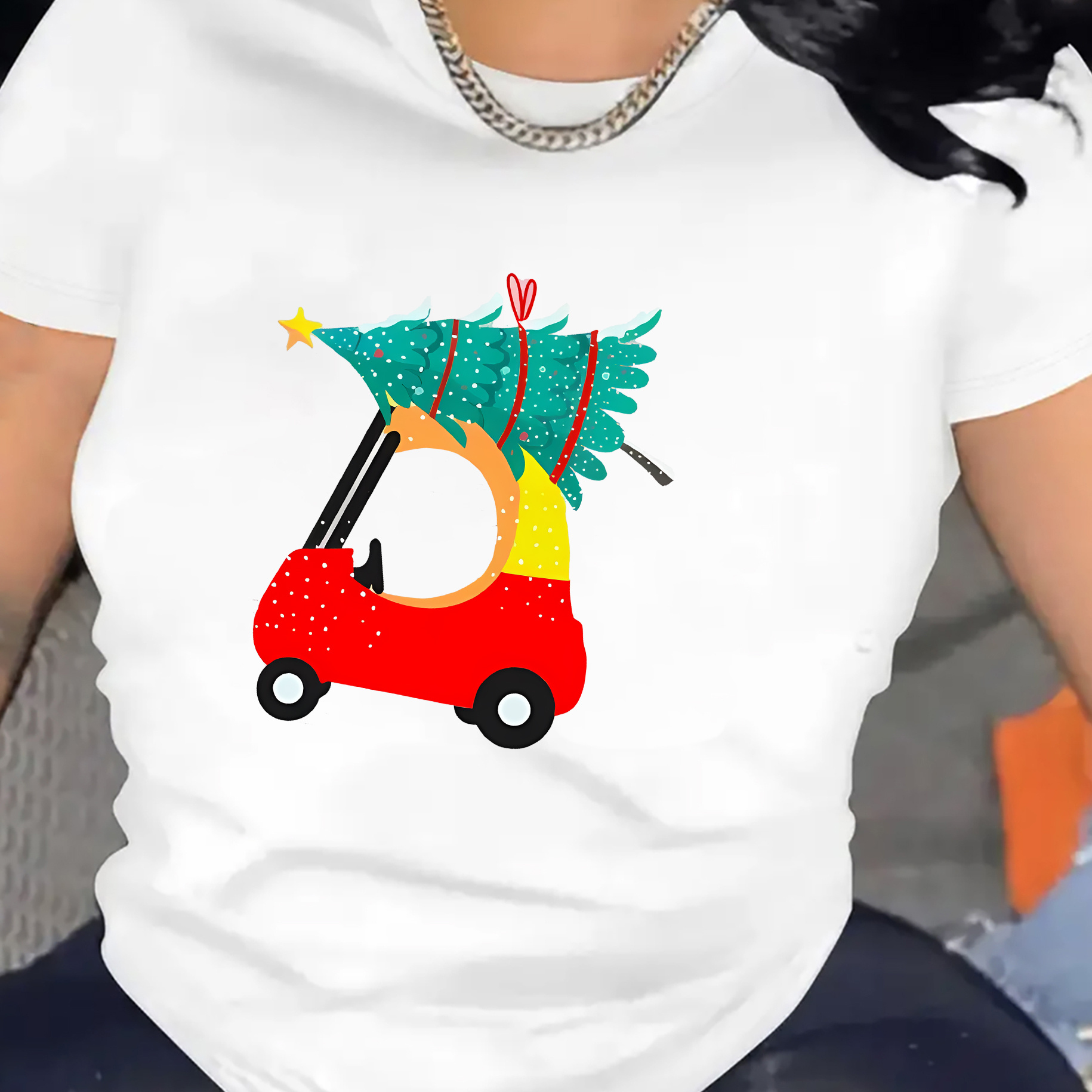 

Women' Christmas Tree Car Print T-shirt, Casual Sporty Short Sleeve Round Neck Tee, Comfortable Summer & Spring Top, Polyester Fabric, Solid Color, Ladies' T-shirt
