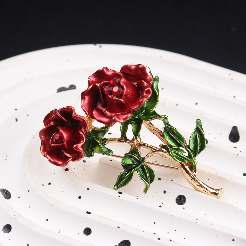 elegant vintage inspired rose brooch with sparkling rhinestones and enamel     accessory details 1