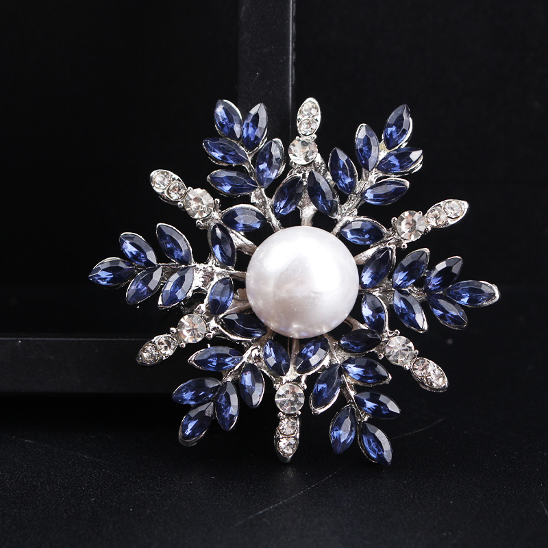 vintage style snowflake brooch with irregular   petals and central pearl elegant fashion pin for clothing accessory details 1