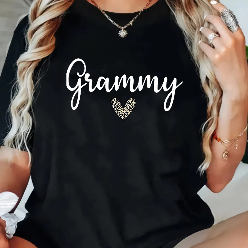 

Plus Size Casual T-shirt For Women - Grammy Heart Print, Short Sleeve, Crew Neck, Knit Polyester With Elastane, Geometric Pattern, Slight Stretch, Spring/summer Pullover Tee