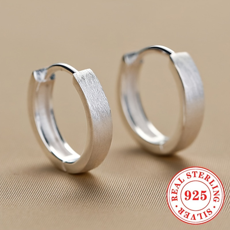 

Elegant 925 Sterling Silvery Hoop Earrings For Women - Lightweight & Hypoallergenic, Casual Attire Or Parties