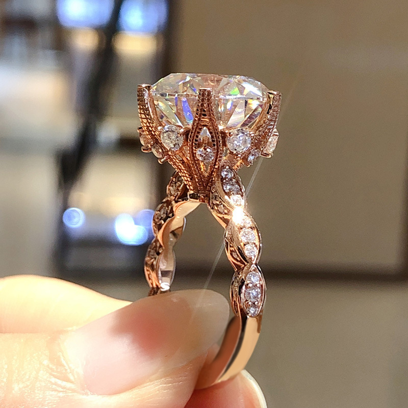 

Rose Gold Plated Flower Zircon Ring Female Fashion Engagement Proposal Ring