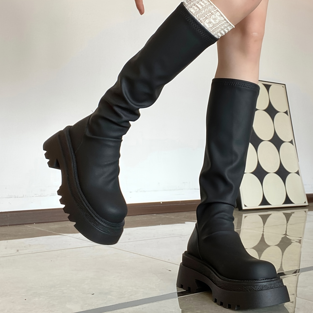 

Botte de Combat à Talon Épais pour Femme - Couverture Fausse Noire, Bout Rond, avec Fermeture Éclair Arrière, Bottines Polyvalentes Toutes , Bottes à Talon Haut