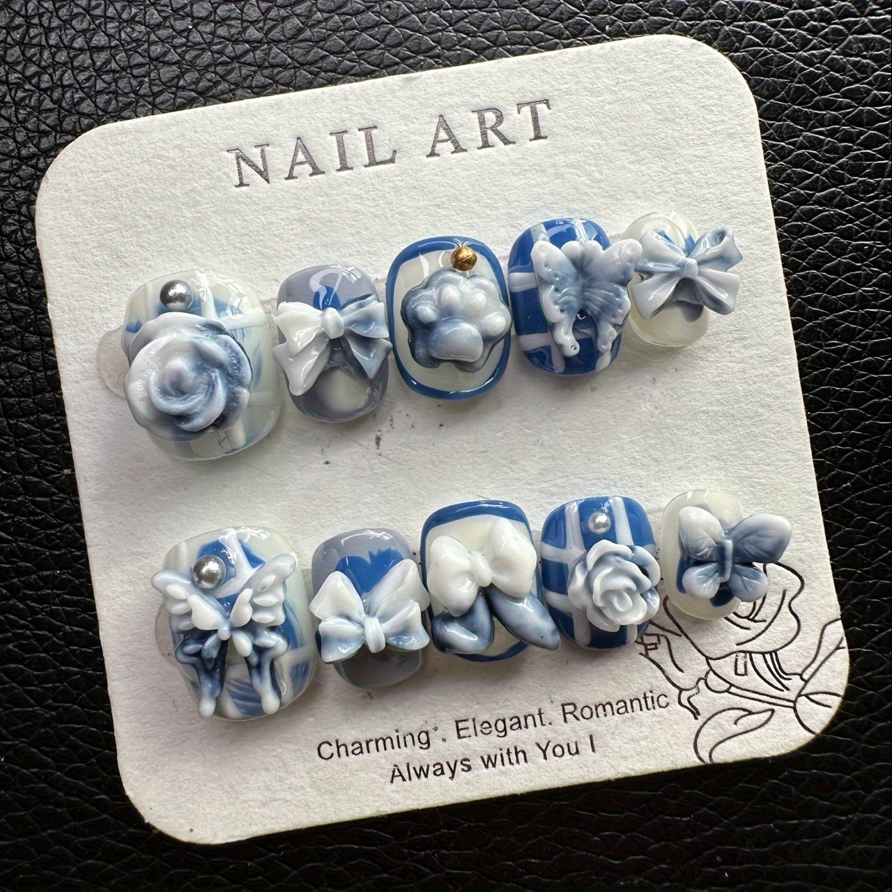 

Pure Handmade, Halloween, Autumn And Winter Wearing, Nail Enhancement Halo Dyed Blue And White With Gradient Glow Clouds And Water Nail Patches