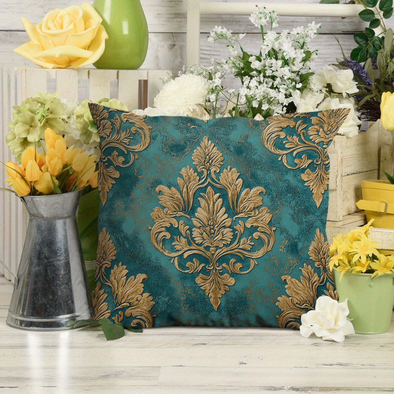 

Luxurious Golden Patterned Throw Pillow Covers, 4pcs Set - , Comfortable & For Office, Bedroom, Balcony, Car, Sofa, Patio - Zip Closure, Machine Washable