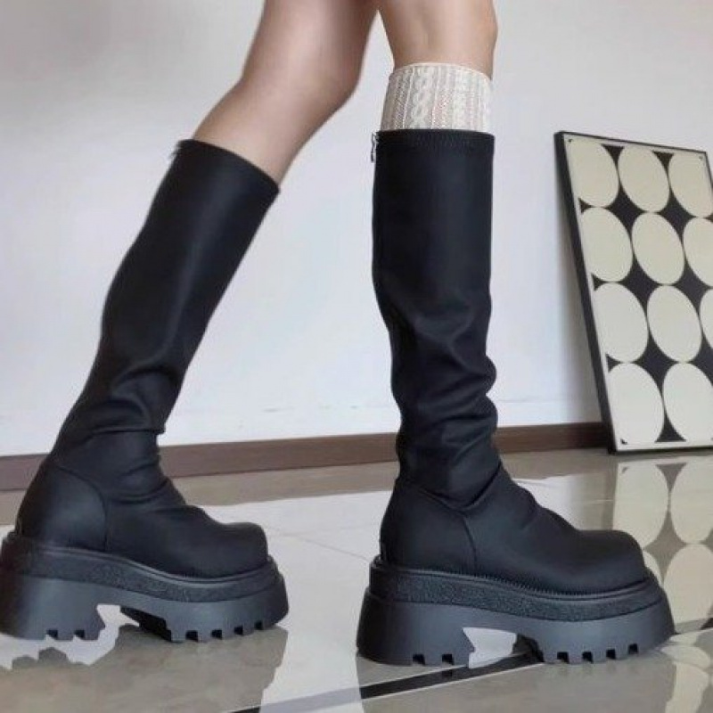 

Ankle Boots And Toe