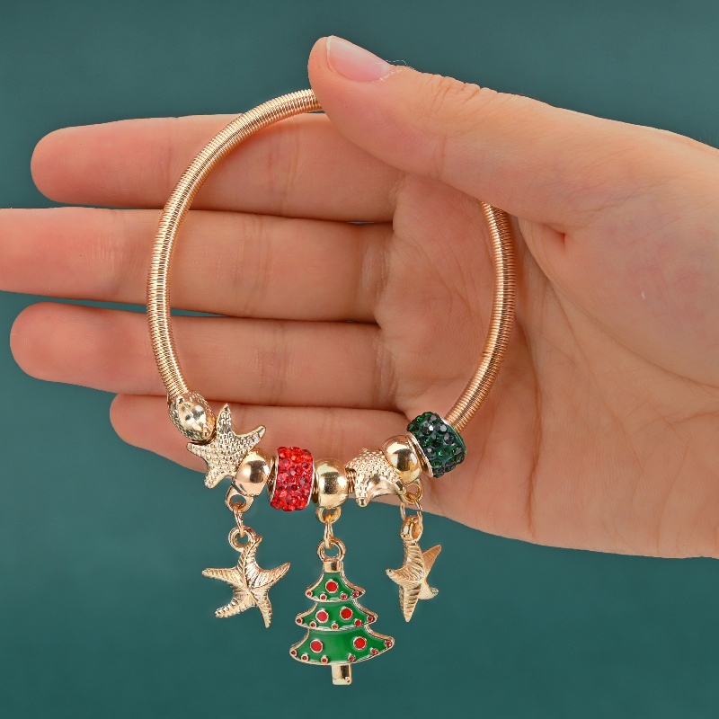 

Green Christmas Tree & Charm Bracelet - Fashion Alloy Bangle For Men And Women, Party Accessory