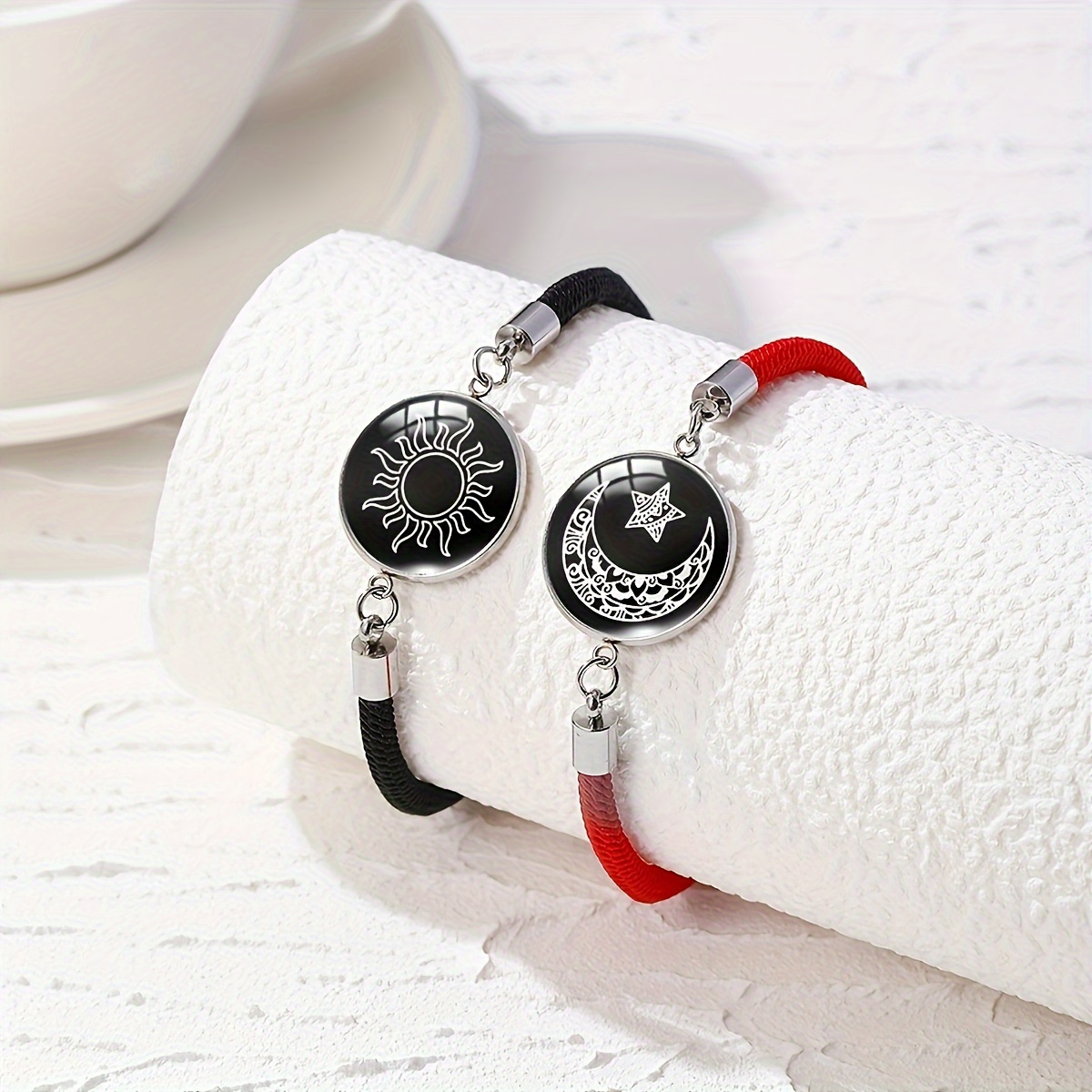 

2pcs Set Of Fashion Romantic Day And Stainless Steel Gem Braided Bracelet Valentine's Day Couple Bracelet