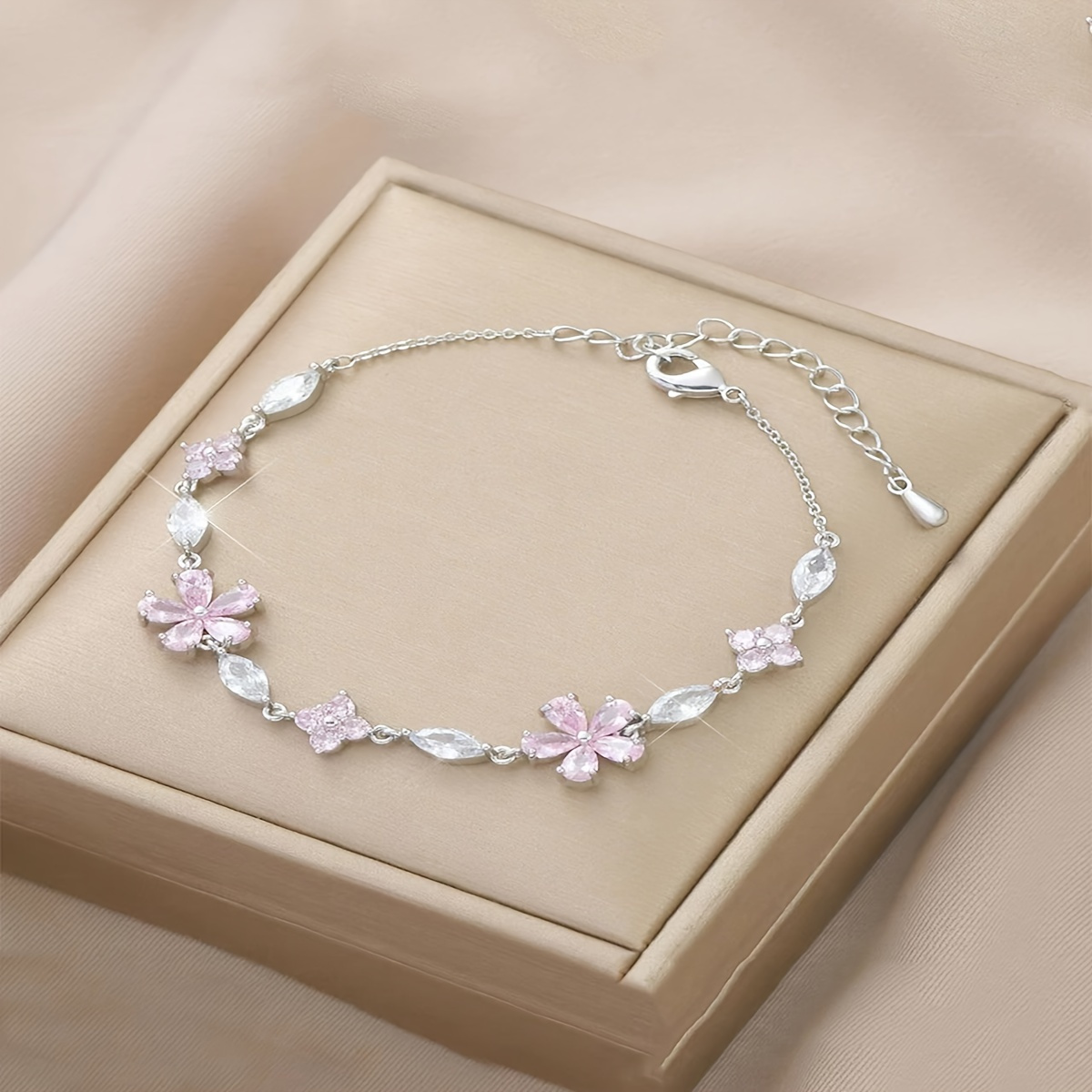 

Elegant Glass Cherry Blossom Bracelet - Perfect Gift For Birthdays & , -chic Style For Casual Attire