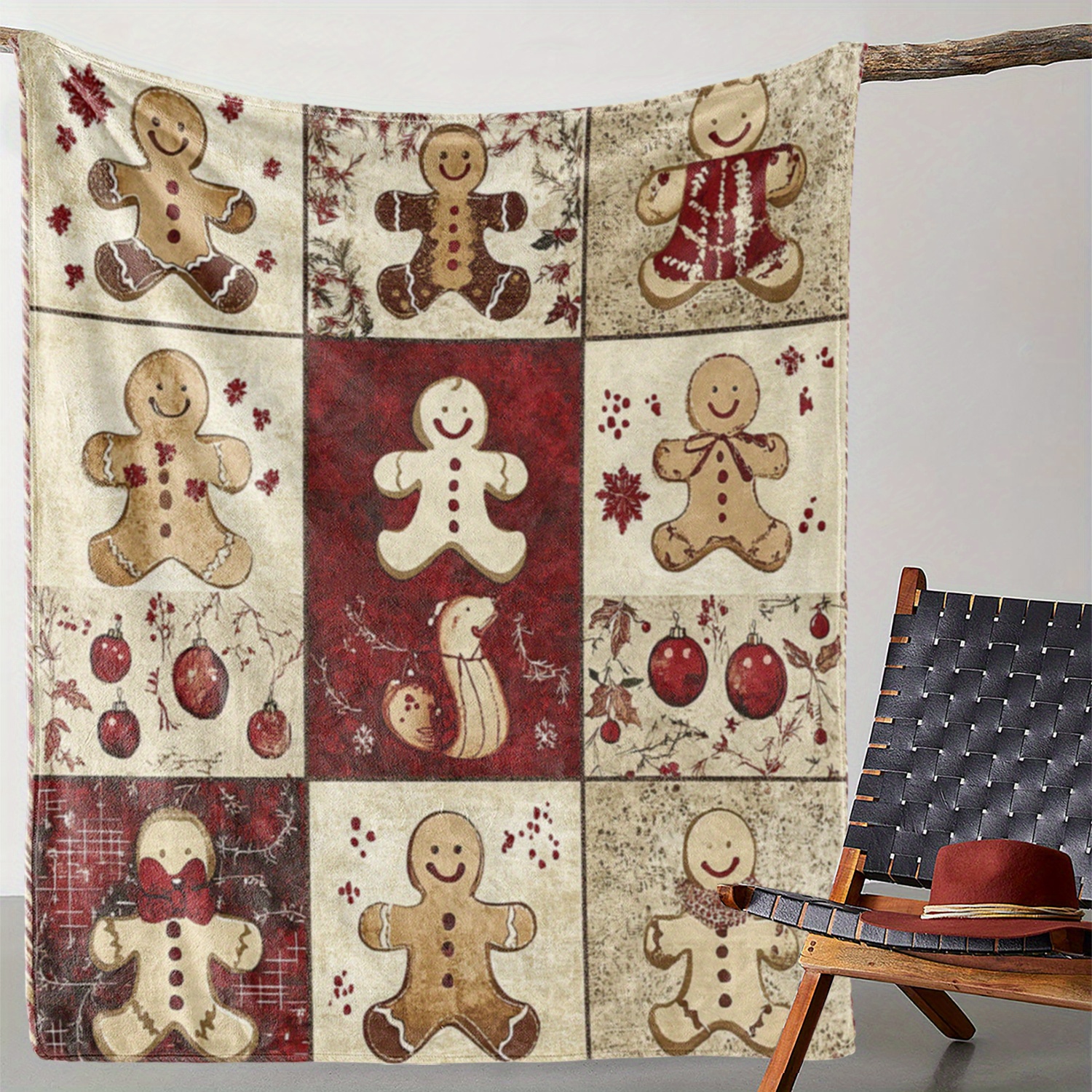 

Vintage Christmas Gingerbread Man & Bauble Print Flannel Throw Blanket, Soft Cozy Warm Knitted Polyester For Couch Bed Car Office Camping Travel, Multipurpose Gift Blanket 150x200cm