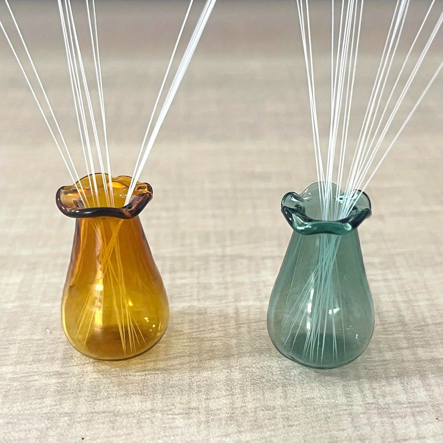 

2-pack Glass Vases, Mini Horn-shaped Decorative Vases For Storage, No Electricity Or Battery Needed