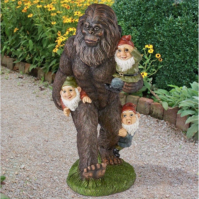 

Gnomes Bigfoot / Statue, 8 , Handcast Polyresin, , Christmas Decor