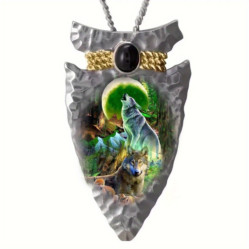 TEMU Green Wolf Stone Spear Resin Necklace