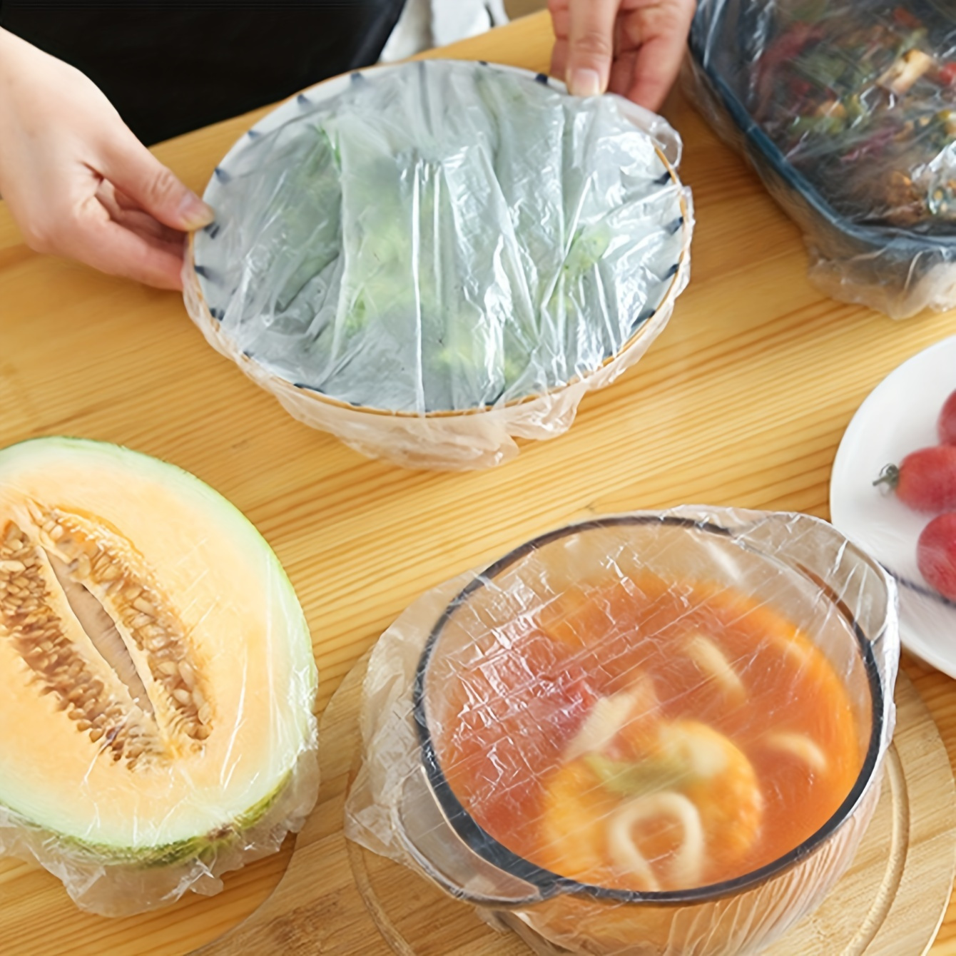 prevent mosquitoes thickened food wrap thickened transparent retractable   for   fruits and vegetables versatile kitchen storage accessories details 3