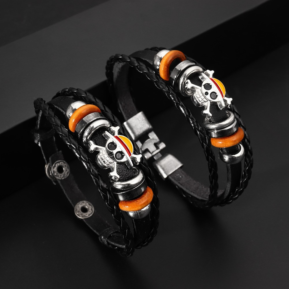 

New Skull Head Handmade Braided Men's Bracelet Couple Ornament Halloween Gift