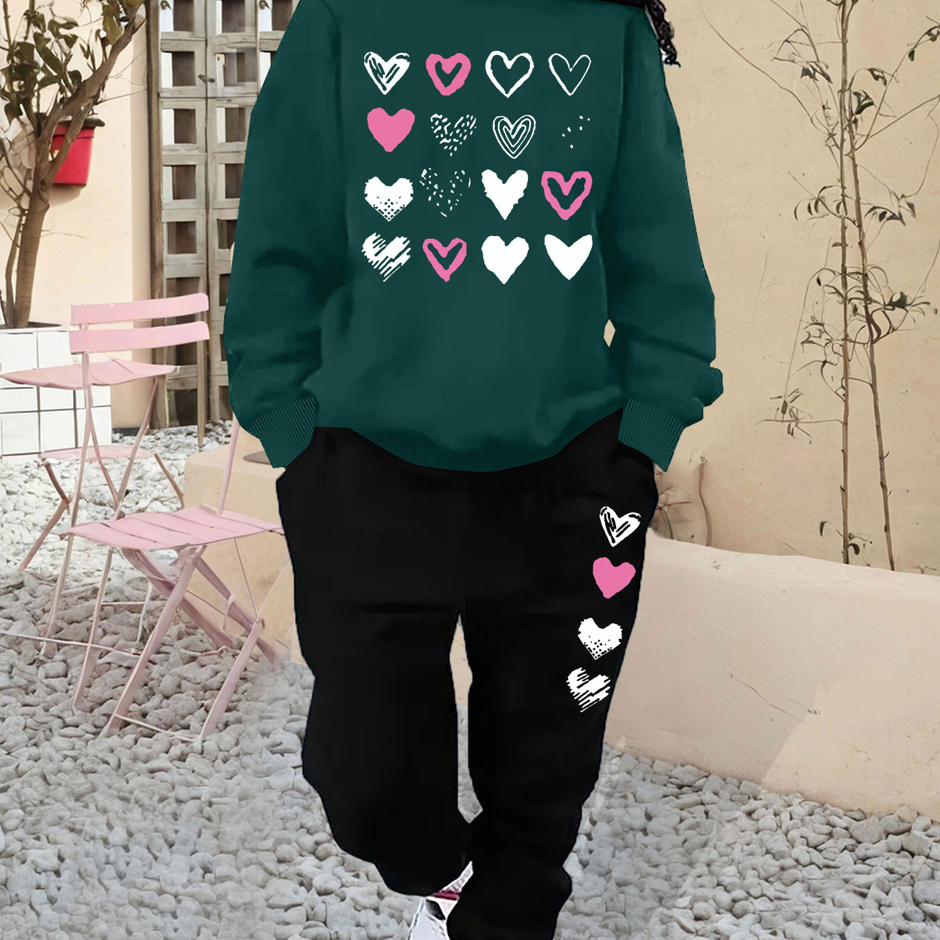 

Women's Casual Heart Print Sweatshirt & Pants Set, Comfortable Round Neck Pullover Sweatshirt And Jogger Pants