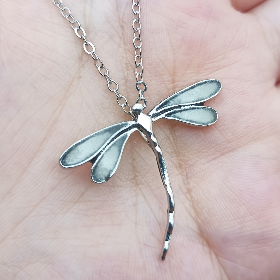 TEMU 1pc Fashionable And Exquisite Creative Dragonfly Necklace Luminous Necklace For Men And Women, The Perfect Anniversary Gift For Relatives ,
