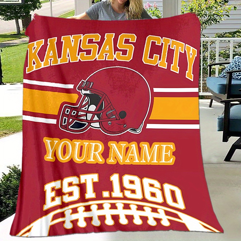 

Customizable Blanket With Personalized Name – Soft Polyester Chunky Knit Throw For All – Machine Washable, Ideal For , Camping, Travel – Unique Gift For Family & Friends