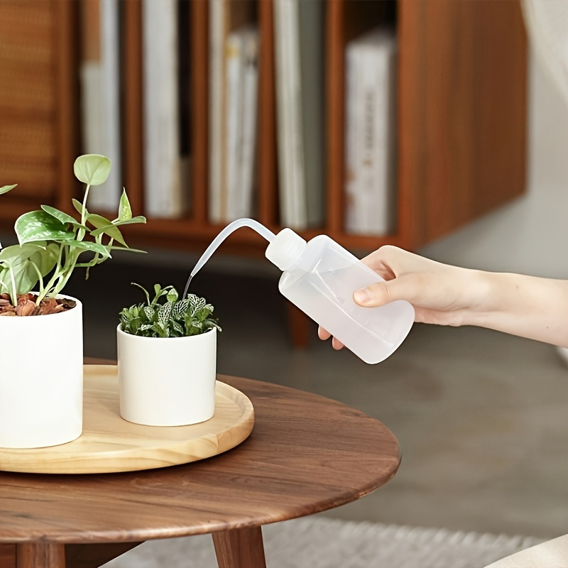 

Ergonomic Squeeze Watering Can For Succulents & Flowers - Easy-pour Curved Spout, Safety Design, Ideal For Indoor & Outdoor Gardening