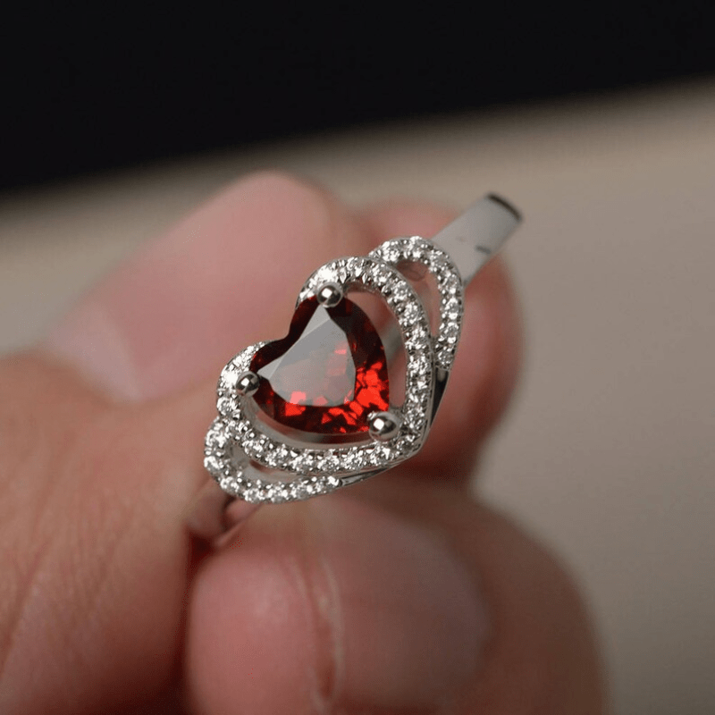 

1pc Women' Ring Retro Elegant Shape Suitable For Daily Casual Banquet Party Gift