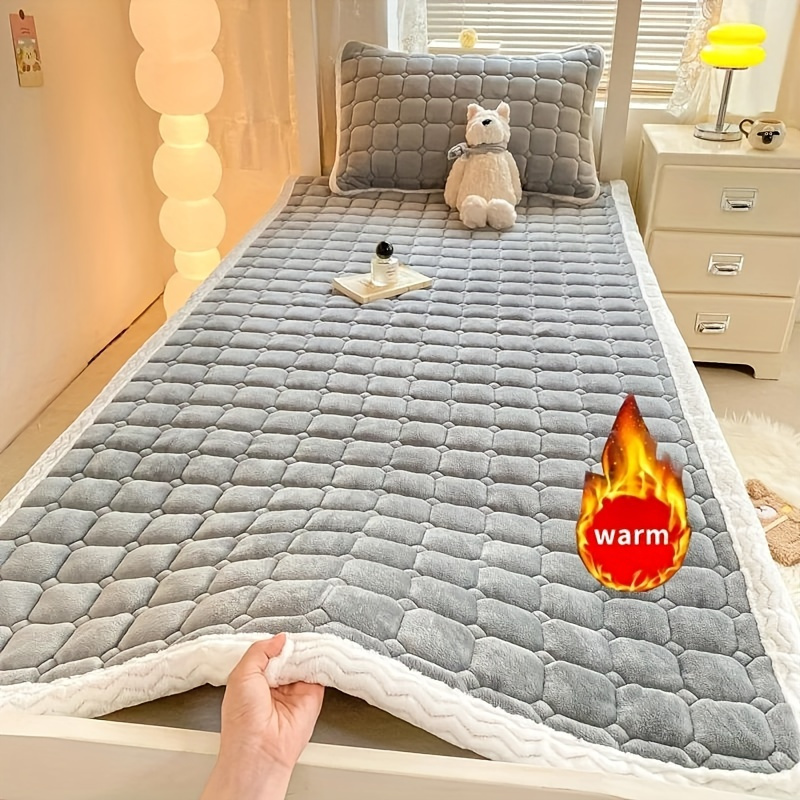 Image of 1pc Soft And Plush Quilted Velvet Mattress Topper - Machine Washable, Foldable, Comfortable And Cozy For - Breathable Polyester Filling, Milk Velvet Fabric, Non, Perfect For Home Bedroom Dorm Bedding