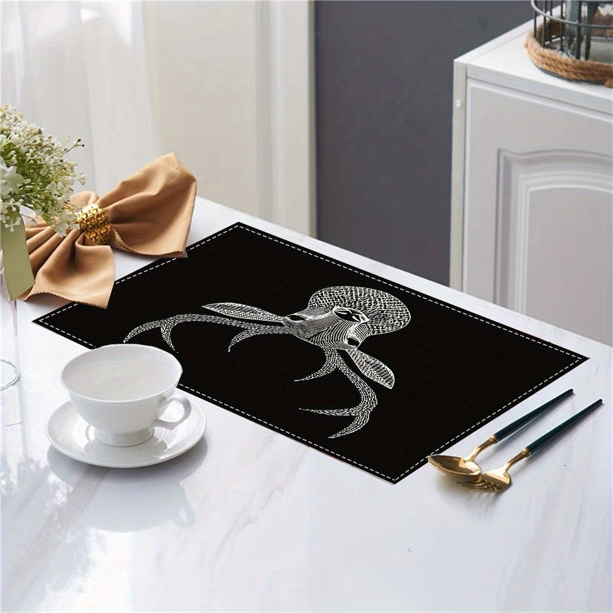 

4/6/8pcs Christmas Deer Pattern, Linen Placemats - 4/6/8 Sets, Woven Heat-resistant Non-slip Table Mats, Suitable For And Restaurant Decoration, Easy To Clean, Hand Washed Holiday Placemats