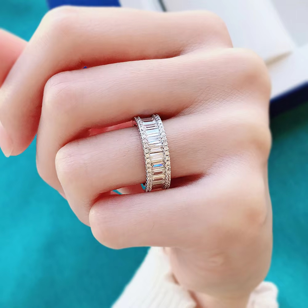 925 Silver Engagement Ring with Synthetic Gemstone