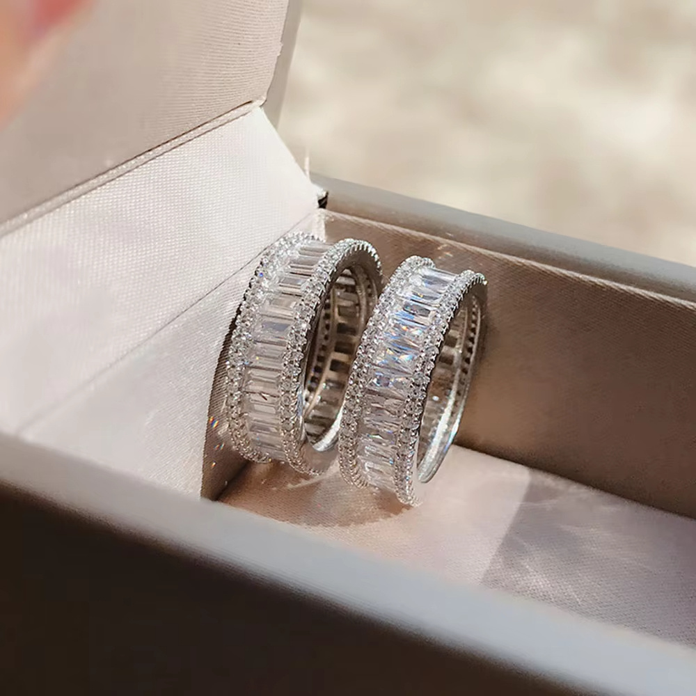 925 Silver Engagement Ring with Synthetic Gemstone