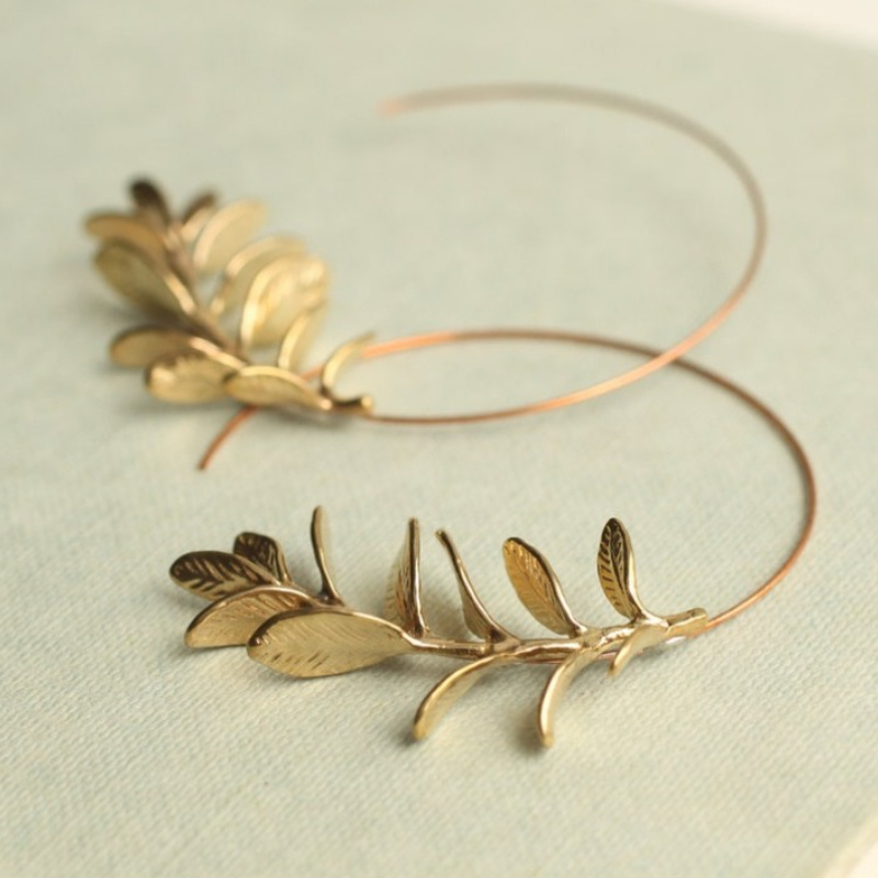 

-chic Rosemary Leaf Hoop Earrings For Women - Stainless Steel, Alloy, Vintage Style, Perfect For Casual Attire