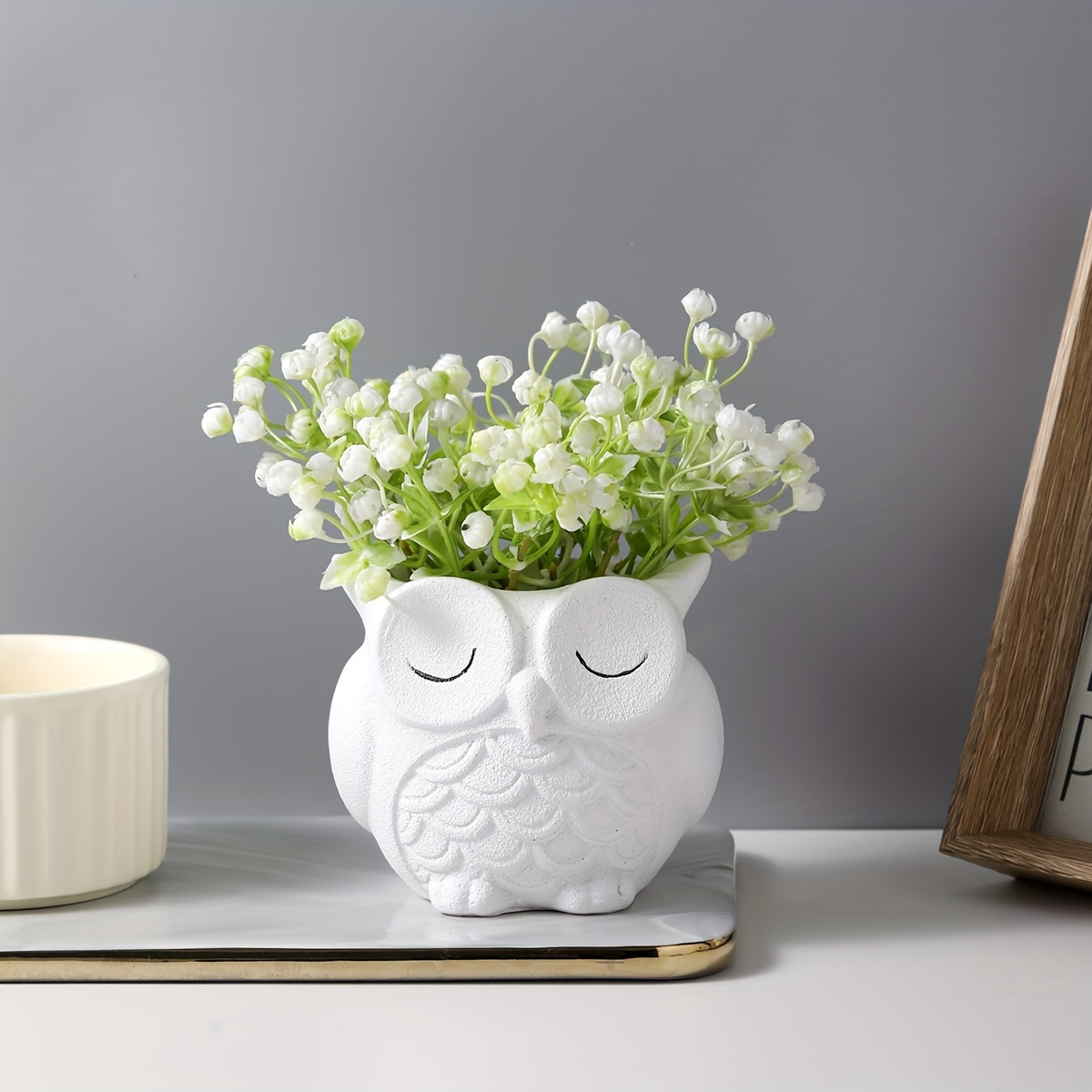 

-chic Owl Resin Planter - Lightweight, Indoor/outdoor Succulent & Cactus Pot With Wheels For Desk And Balcony Decor