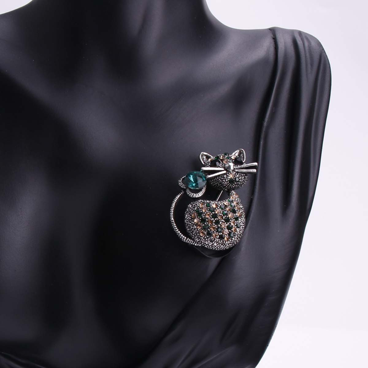 

1pc Cat Brooch Enamel, Cat Lapel Pin For Women, Novelty Irregular
