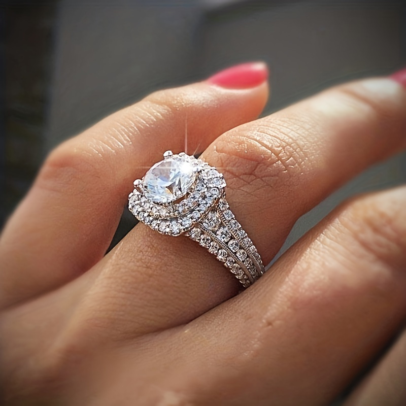 

A Dazzling Silver-plated Zirconia Ring - A Of , Valentine's Day, Anniversary, And Evening Parties For Girls