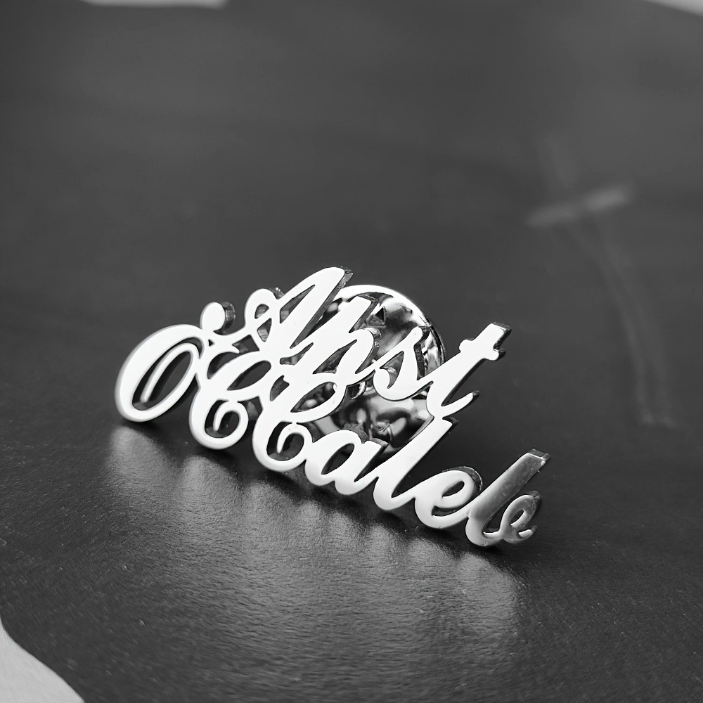 TEMU Customized Stainless Steel Brooches With Different Names, Elegant Personalized Couple Love Brooches Without Inlay, Suitable For Wedding Stylish