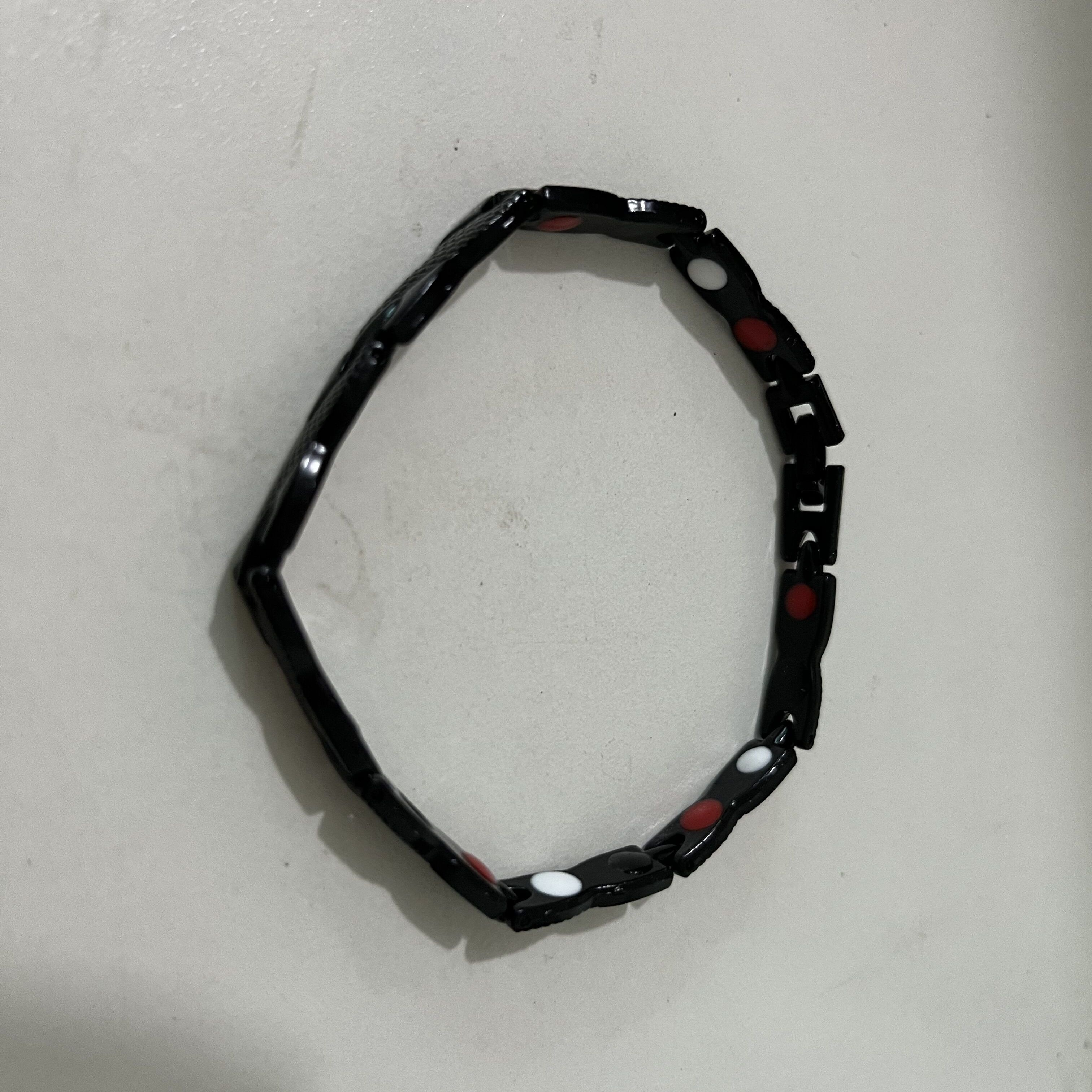 2025 New Durable European and American Style Couple Dragon Pattern Bracelet - Fashionable Design for Men and Women - The Perfect Gift for Romantic Partners, Family, and Friends on Any Occasion