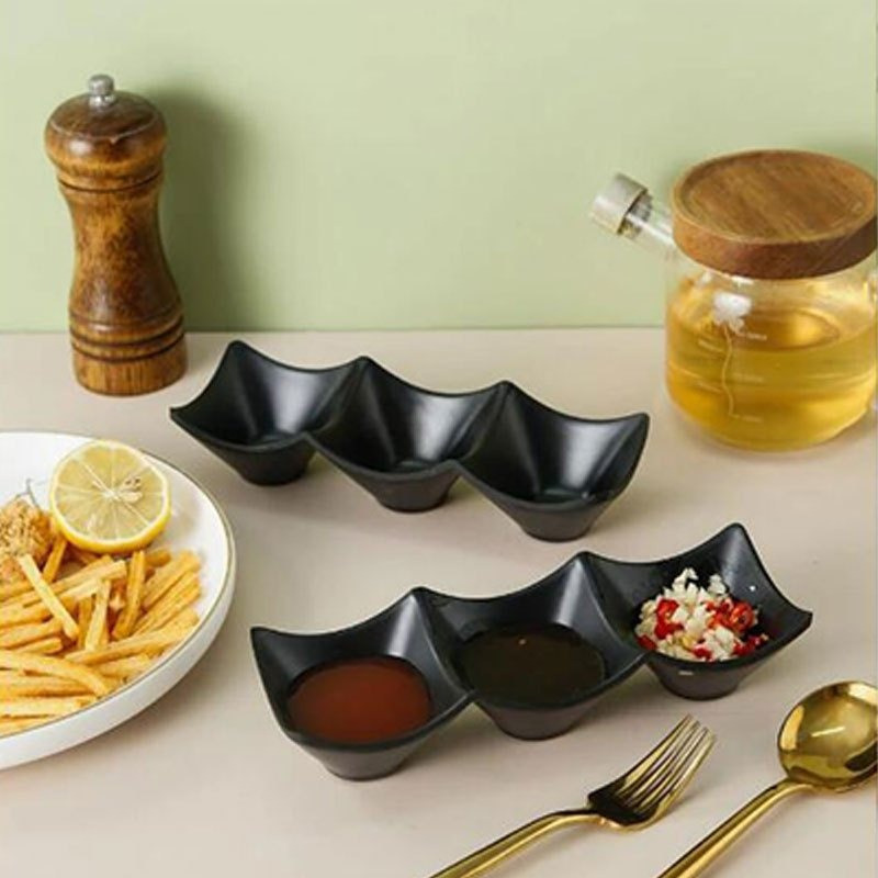 versatile 3 compartment   durable plastic condiment server for hot pot appetizers japanese flavors     use Product details 2